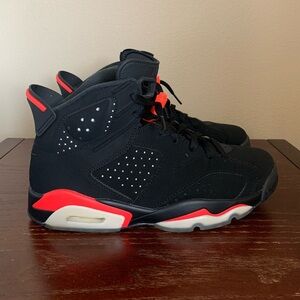 Nike Air Jordan 6 High Retro Black Infrared Shoes Men Size 9.5. Good Condition.